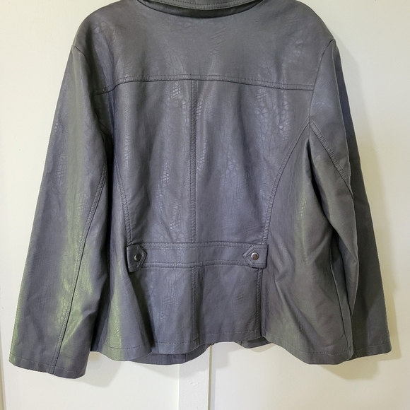 Alfani Gray Leather Jacket with Collared Neckline and Relaxed Fit - Picture 7 of 13